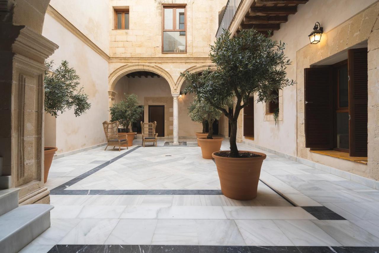 Casa Palacio Sur II El Puerto de Santa Maria Luaran gambar